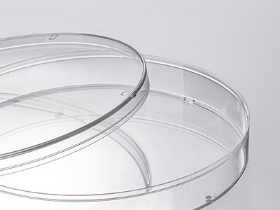 盖子内设有透气棱，保持无菌的同时利于气体交换；